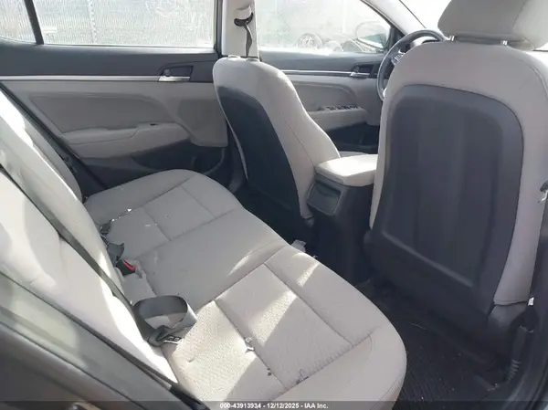 5NPD84LF3LH562998 2020 HYUNDAI ELANTRA - Image 8