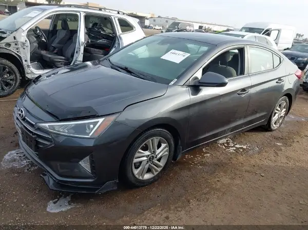 5NPD84LF3LH569031 2020 HYUNDAI ELANTRA - Image 2