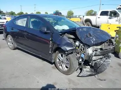 5NPD84LF3LH569238 2020 HYUNDAI ELANTRA