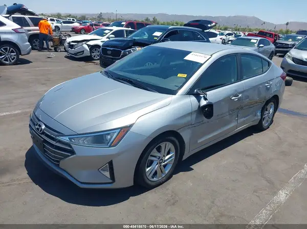 5NPD84LF3LH573256 2020 HYUNDAI ELANTRA - Image 2