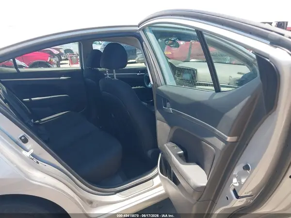 5NPD84LF3LH573256 2020 HYUNDAI ELANTRA - Image 8