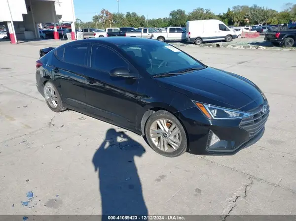 5NPD84LF3LH579462 2020 HYUNDAI ELANTRA - Image 1