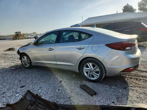 5NPD84LF3LH582281 2020 HYUNDAI ELANTRA - Image 2