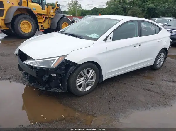 5NPD84LF3LH582569 2020 HYUNDAI ELANTRA - Image 2