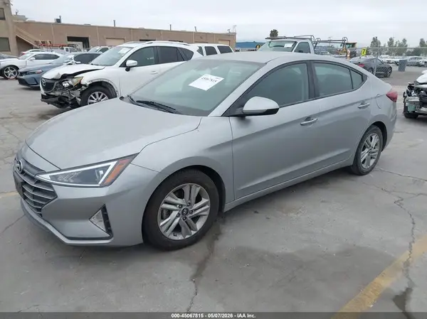 5NPD84LF3LH583298 2020 HYUNDAI ELANTRA - Image 2