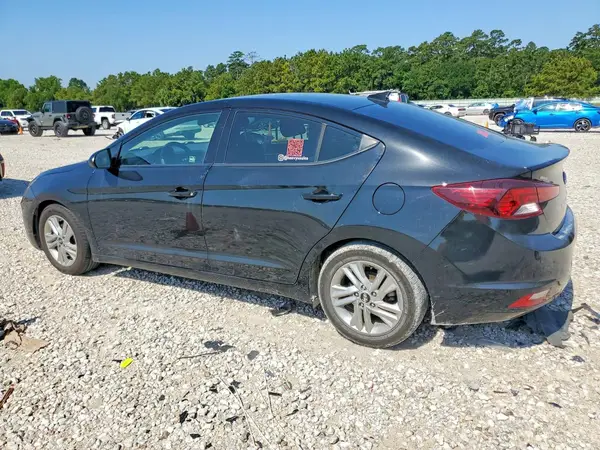 5NPD84LF3LH585911 2020 HYUNDAI ELANTRA - Image 2