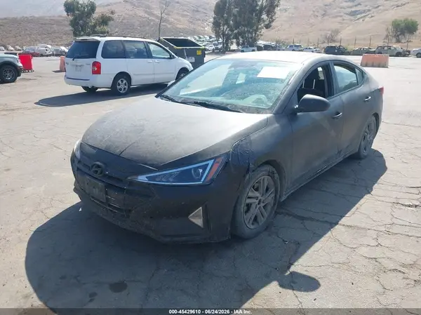 5NPD84LF3LH608118 2020 HYUNDAI ELANTRA - Image 2