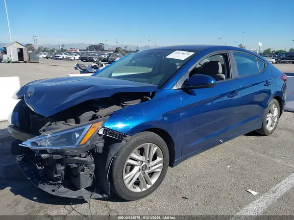 5NPD84LF3LH608524 2020 HYUNDAI ELANTRA - Image 2