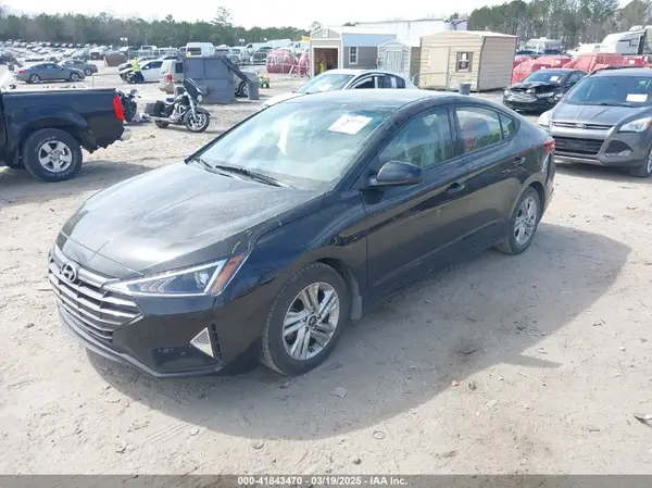 5NPD84LF3LH620141 2020 HYUNDAI ELANTRA - Image 2