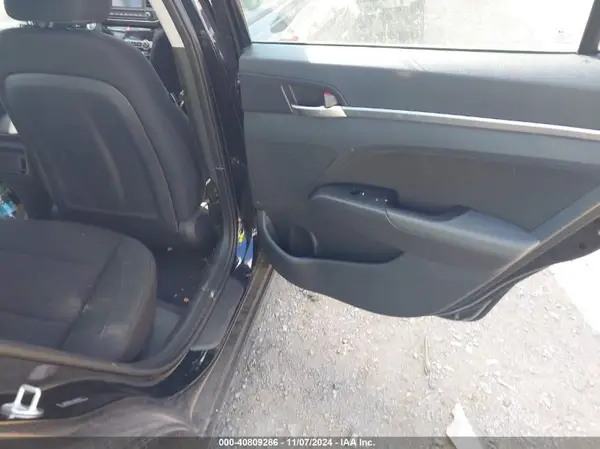 5NPD84LF3LH620673 2020 HYUNDAI ELANTRA - Image 8