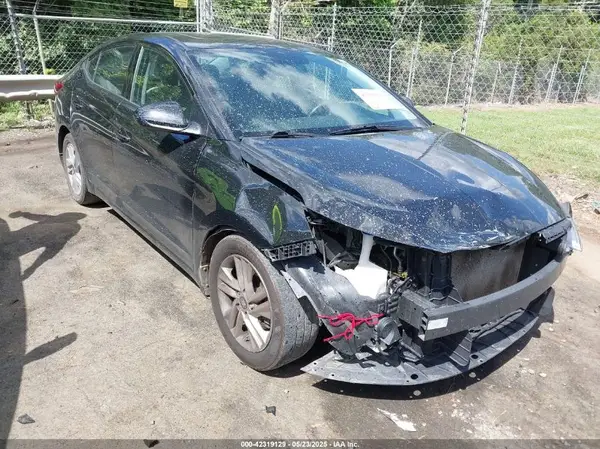 5NPD84LF3LH625761 2020 HYUNDAI ELANTRA - Image 1