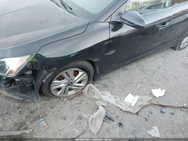 5NPD84LF3LH628983 2020 HYUNDAI ELANTRA - Image 2
