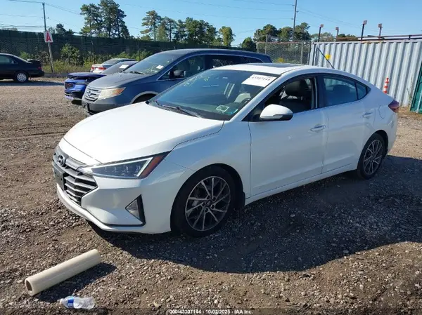 5NPD84LF3LH630135 2020 HYUNDAI ELANTRA - Image 2