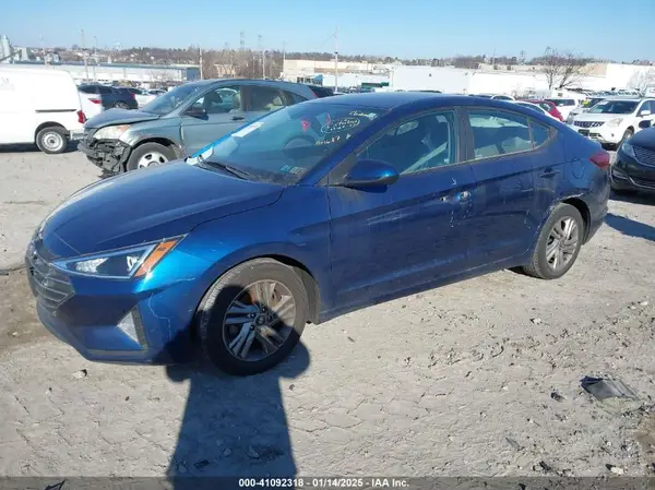 5NPD84LF3LH631687 2020 HYUNDAI ELANTRA - Image 2