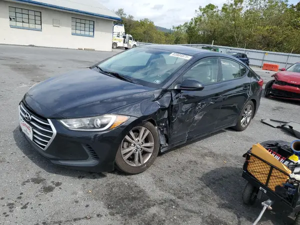 5NPD84LF4HH001586 2017 HYUNDAI ELANTRA - Image 1