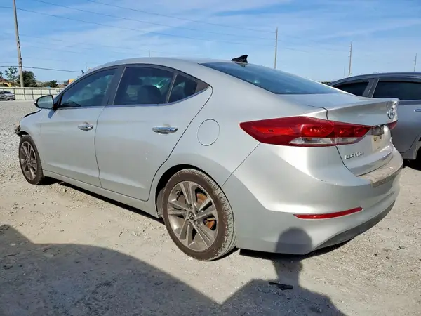 5NPD84LF4HH005749 2017 HYUNDAI ELANTRA - Image 2