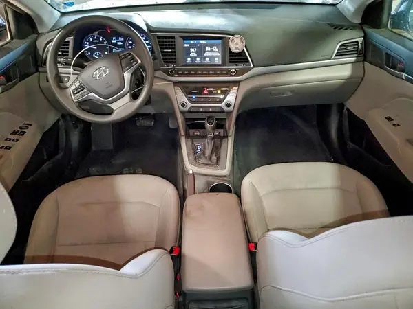 5NPD84LF4HH011731 2017 HYUNDAI ELANTRA - Image 8