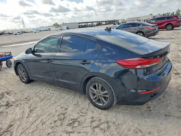 5NPD84LF4HH011759 2017 HYUNDAI ELANTRA - Image 2