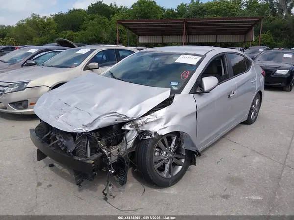 5NPD84LF4HH015214 2017 HYUNDAI ELANTRA - Image 2