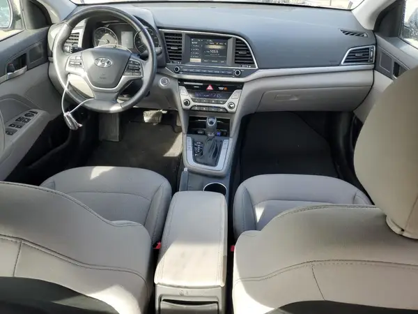 5NPD84LF4HH017089 2017 HYUNDAI ELANTRA - Image 8