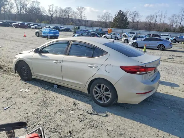 5NPD84LF4HH019697 2017 HYUNDAI ELANTRA - Image 2