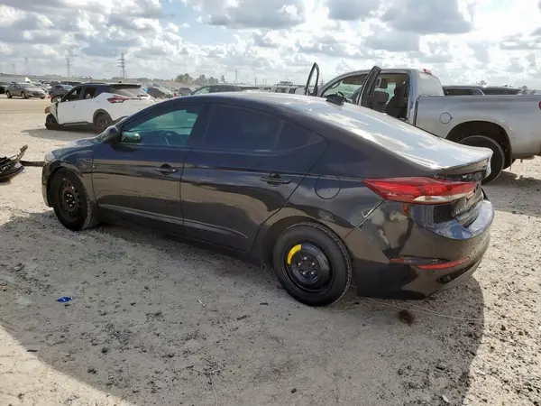 5NPD84LF4HH021935 2017 HYUNDAI ELANTRA - Image 2