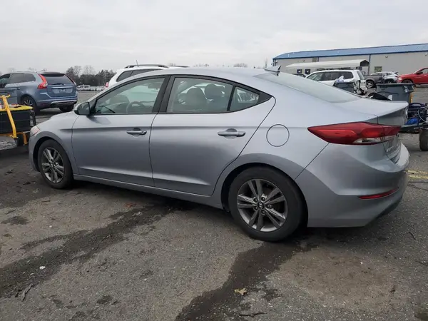 5NPD84LF4HH022311 2017 HYUNDAI ELANTRA - Image 2