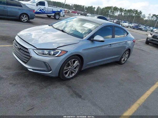 5NPD84LF4HH022597 2017 HYUNDAI ELANTRA - Image 2