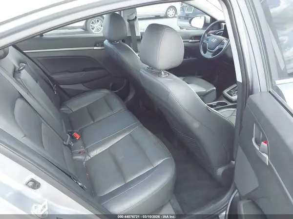5NPD84LF4HH022597 2017 HYUNDAI ELANTRA - Image 8