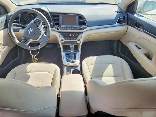 5NPD84LF4HH023989 2017 HYUNDAI ELANTRA - Image 8