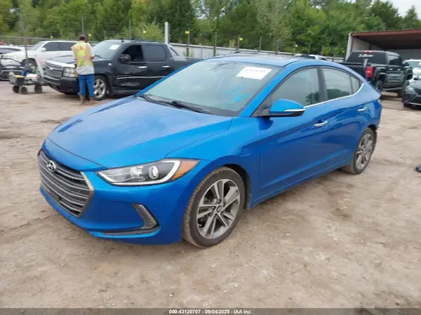 5NPD84LF4HH024429 2017 HYUNDAI ELANTRA - Image 2