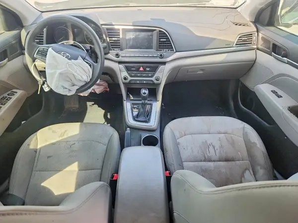 5NPD84LF4HH024804 2017 HYUNDAI ELANTRA - Image 8