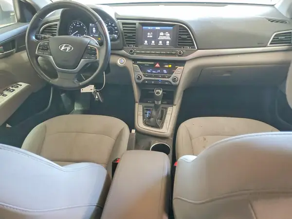 5NPD84LF4HH025189 2017 HYUNDAI ELANTRA - Image 8
