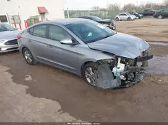 5NPD84LF4HH025595 2017 HYUNDAI ELANTRA