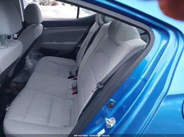 5NPD84LF4HH026018 2017 HYUNDAI ELANTRA - Image 8