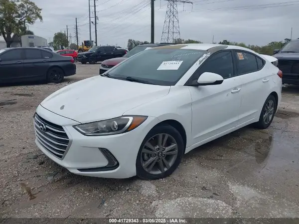 5NPD84LF4HH026763 2017 HYUNDAI ELANTRA - Image 2