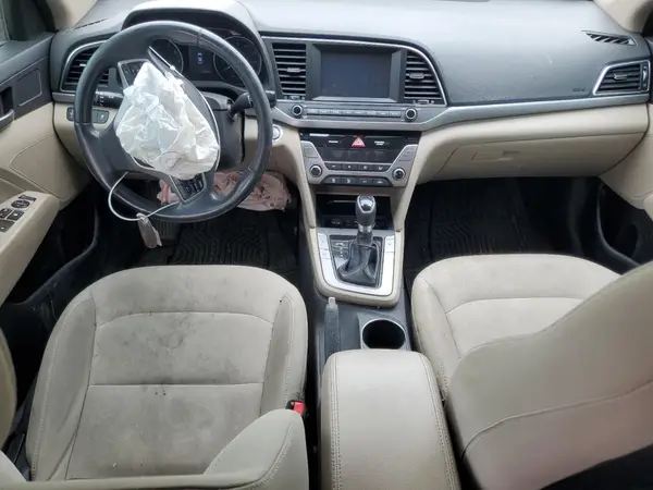5NPD84LF4HH027735 2017 HYUNDAI ELANTRA - Image 8