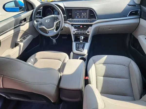 5NPD84LF4HH027878 2017 HYUNDAI ELANTRA - Image 8