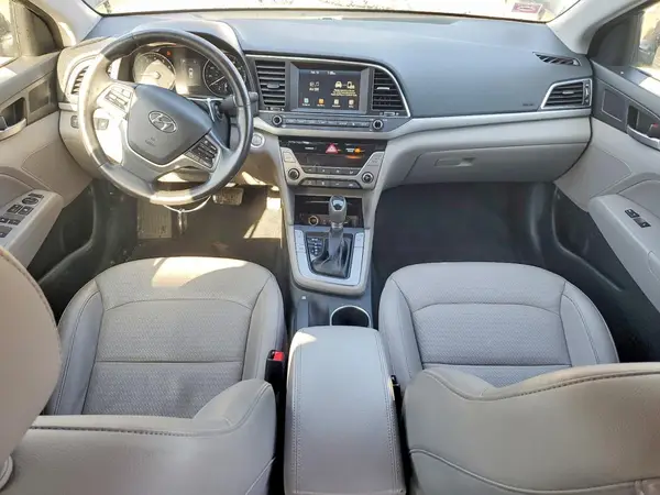 5NPD84LF4HH027962 2017 HYUNDAI ELANTRA - Image 8