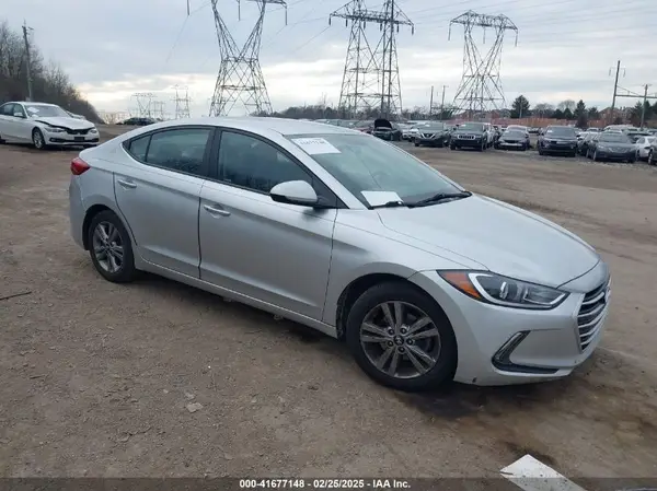 5NPD84LF4HH028156 2017 HYUNDAI ELANTRA - Image 1