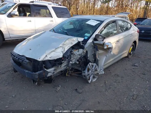 5NPD84LF4HH028271 2017 HYUNDAI ELANTRA - Image 2
