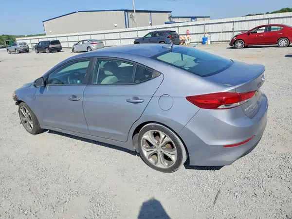 5NPD84LF4HH028576 2017 HYUNDAI ELANTRA - Image 2