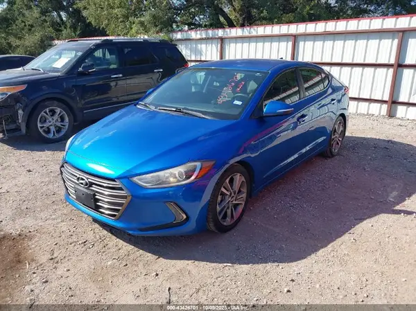 5NPD84LF4HH029372 2017 HYUNDAI ELANTRA - Image 2