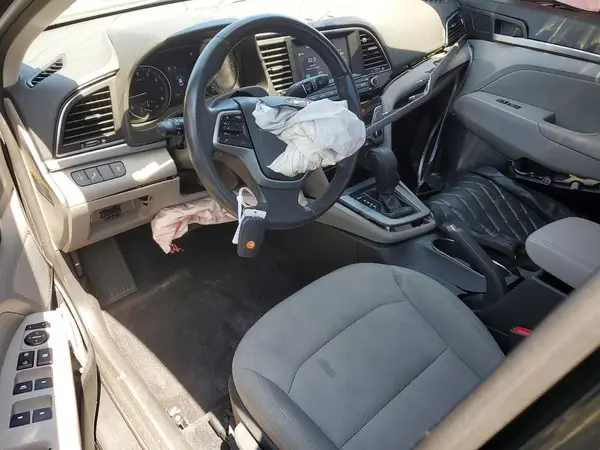 5NPD84LF4HH030828 2017 HYUNDAI ELANTRA - Image 8