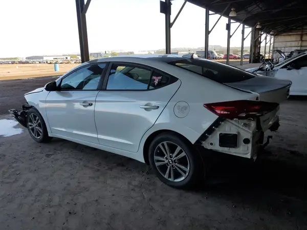 5NPD84LF4HH031669 2017 HYUNDAI ELANTRA - Image 2