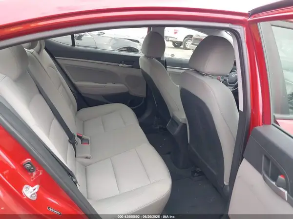5NPD84LF4HH035740 2017 HYUNDAI ELANTRA - Image 8