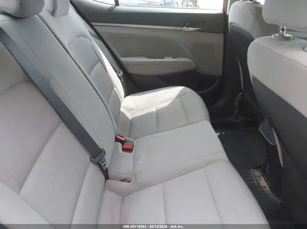 5NPD84LF4HH036810 2017 HYUNDAI ELANTRA - Image 8