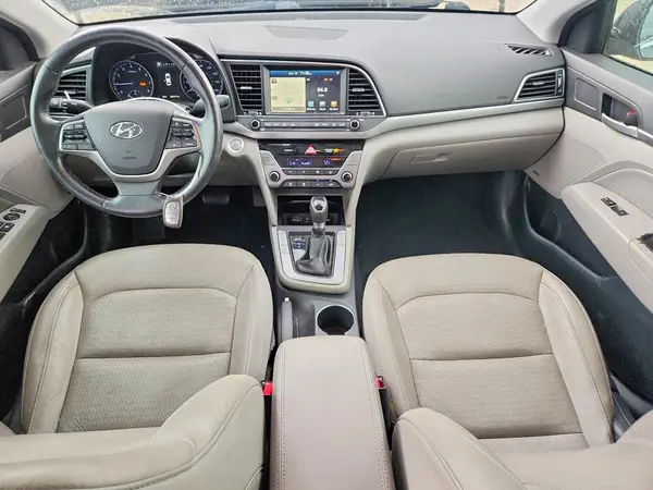 5NPD84LF4HH037200 2017 HYUNDAI ELANTRA - Image 8