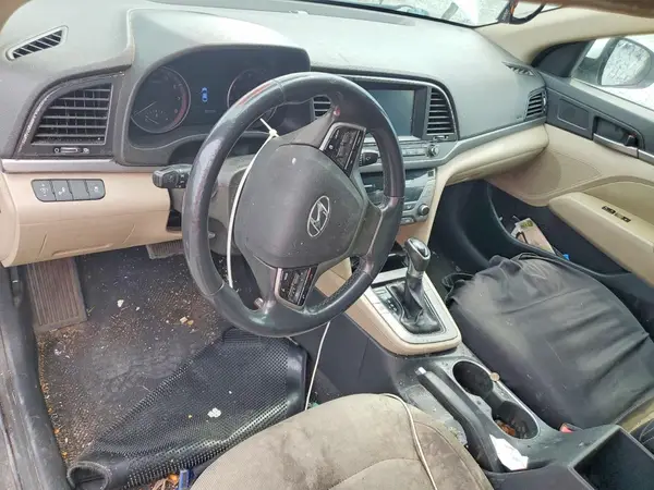 5NPD84LF4HH037553 2017 HYUNDAI ELANTRA - Image 8