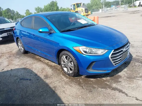 5NPD84LF4HH038069 2017 HYUNDAI ELANTRA - Image 1
